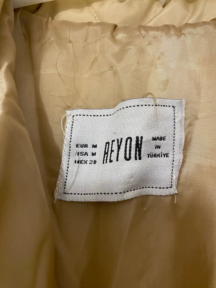 Düğmeli Bej Midi Kadın Ceket - Görsel 3