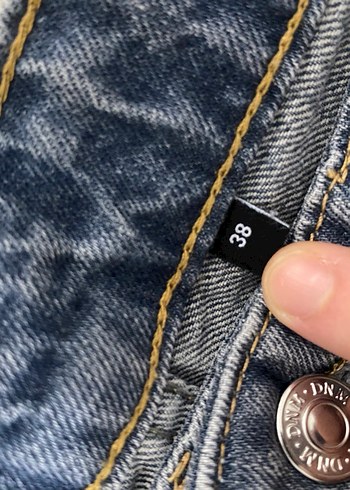 Düğmeli Mavi Kadın Kot Pantolon - Görsel 2