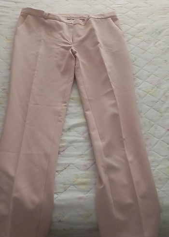 Bej Kadın Pilili Kumaş Pantolon