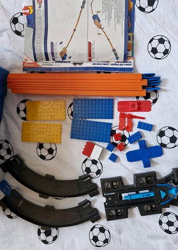 Beden Renk hot wheels track builder kutulu yarış seti