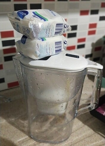 Brita Su arıtma sürahsi