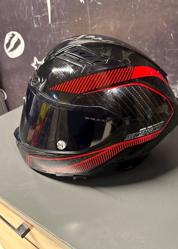 Kırmızı Baskılı Biker Motosiklet Kaskı - Görsel 2