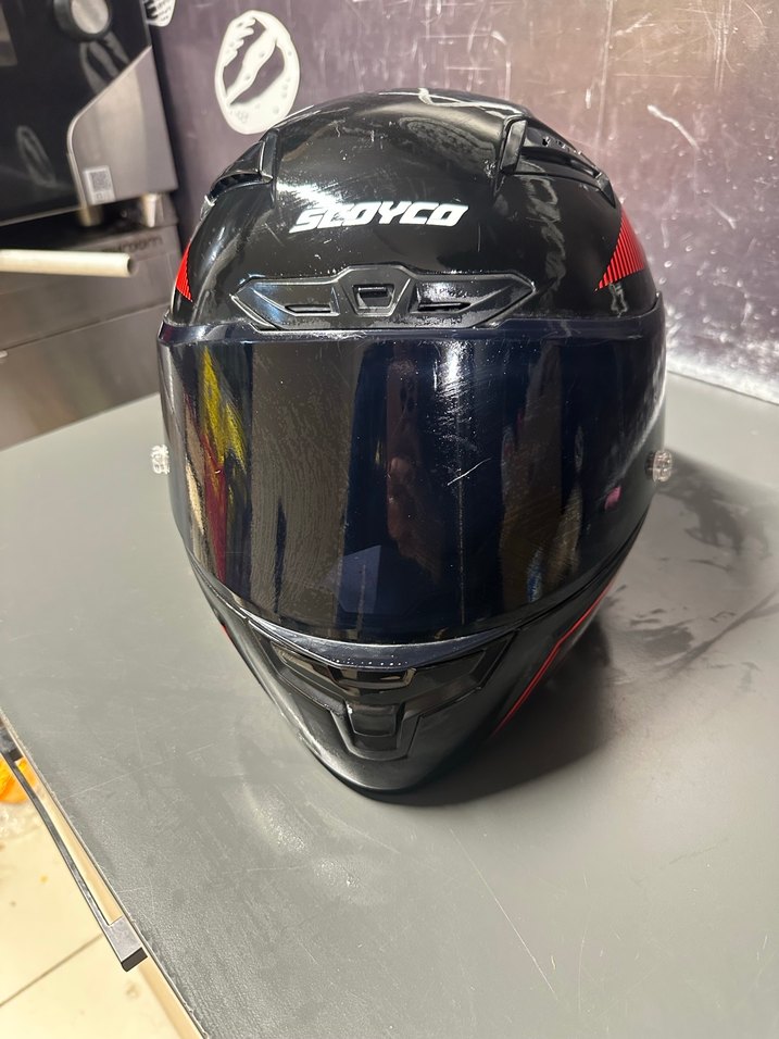 Kırmızı Baskılı Biker Motosiklet Kaskı - Görsel 3