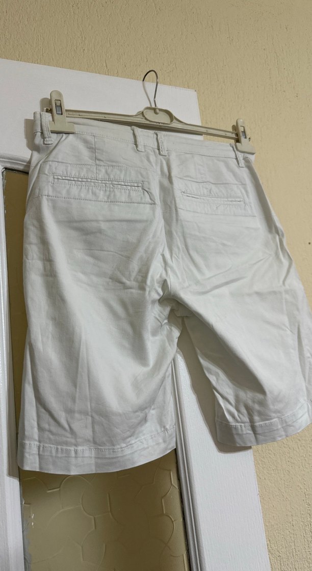 Beyaz Mini Pamuklu Şort - Görsel 2