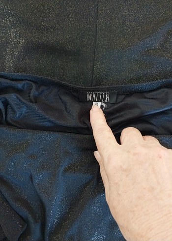 Siyah Drapeli Straplez Uzun Kadın Elbise - Görsel 6