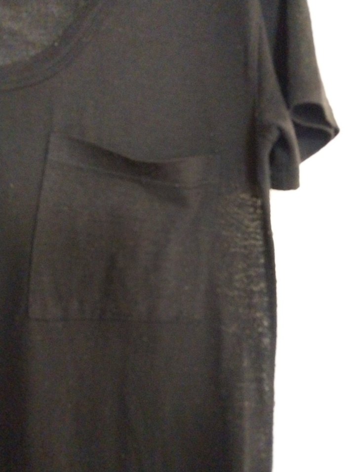 Siyah V Yaka Keten Kadın Tişört - Görsel 3