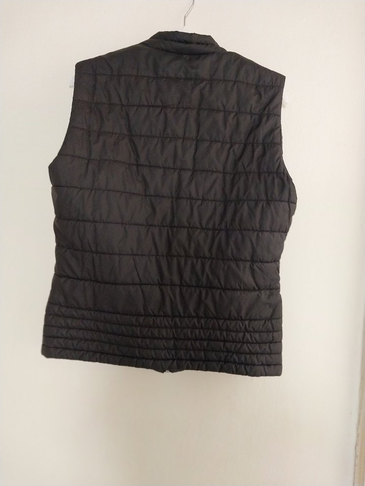 Siyah Fermuarlı Kadın Yelek - Görsel 4