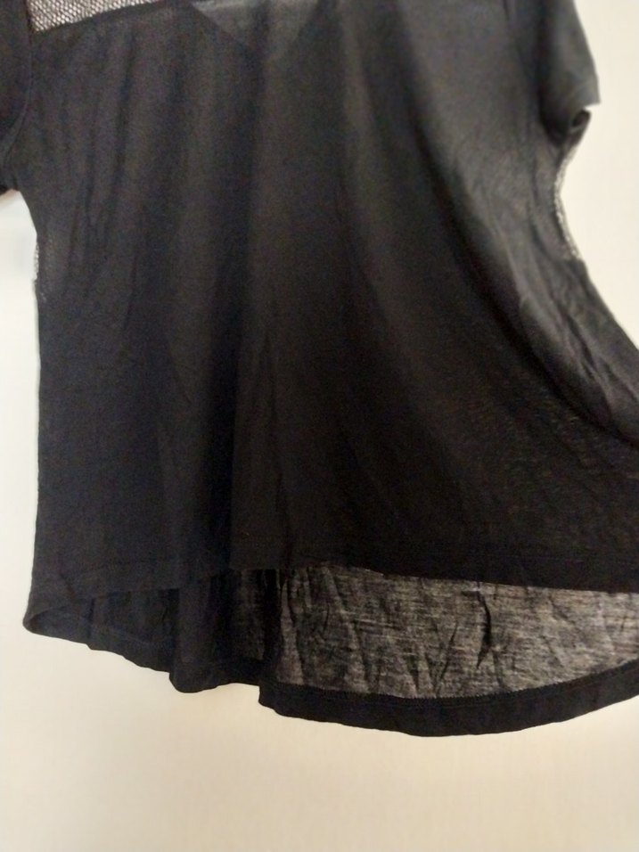 Siyah V Yaka Kısa Kollu Mini Bluz - Görsel 2