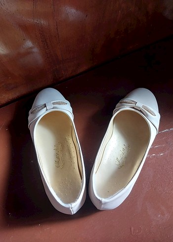 Pudra pembe Klasik Tokalı Kız Çocuk Ayakkabısı - Görsel 3