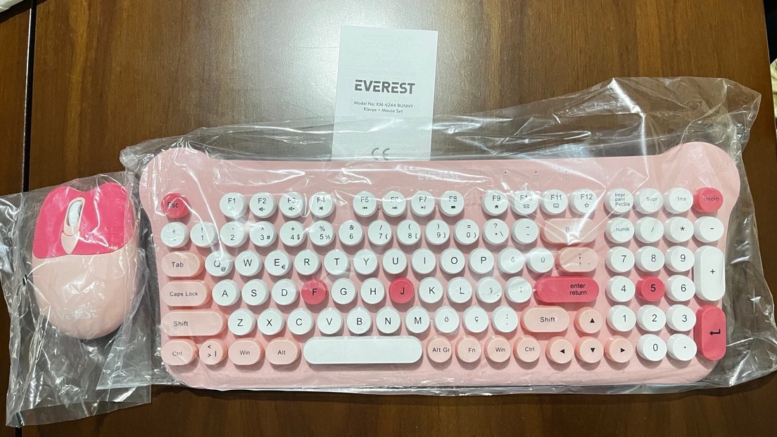 Pembe Everest Klavye Seti - Görsel 2