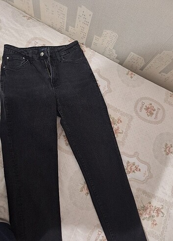 36 Beden siyah Renk MAVİ MOM JEAN