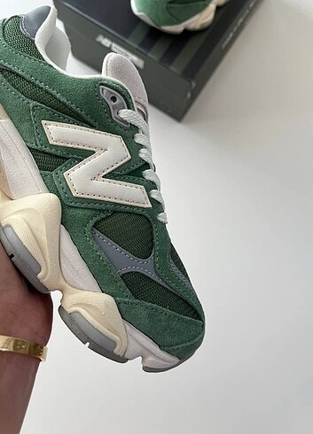 36 Beden çeşitli Renk NB 9060 green
