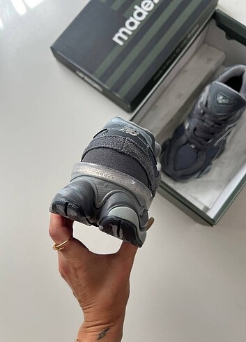 36 Beden NB 9060 dark grey