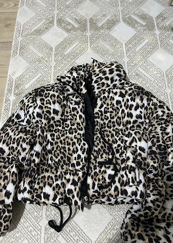 s Beden Leopar Desenli Kürklü Kadın Mont