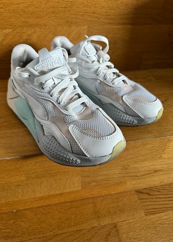 Puma Beyaz Kadın Spor Ayakkabı