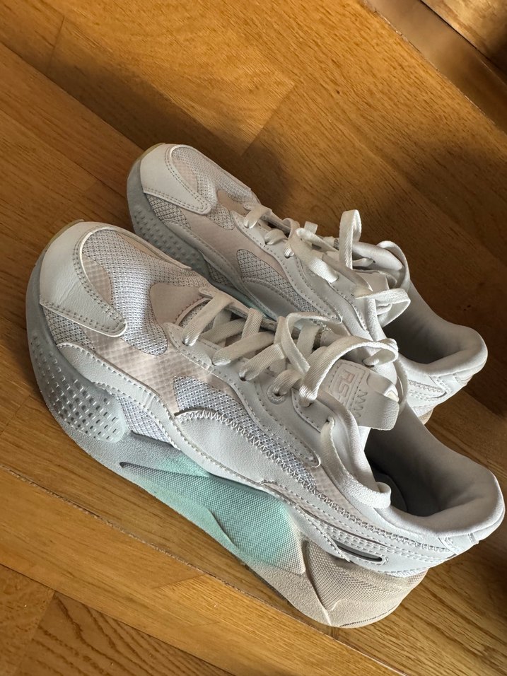 Puma Beyaz Kadın Spor Ayakkabı - Görsel 4