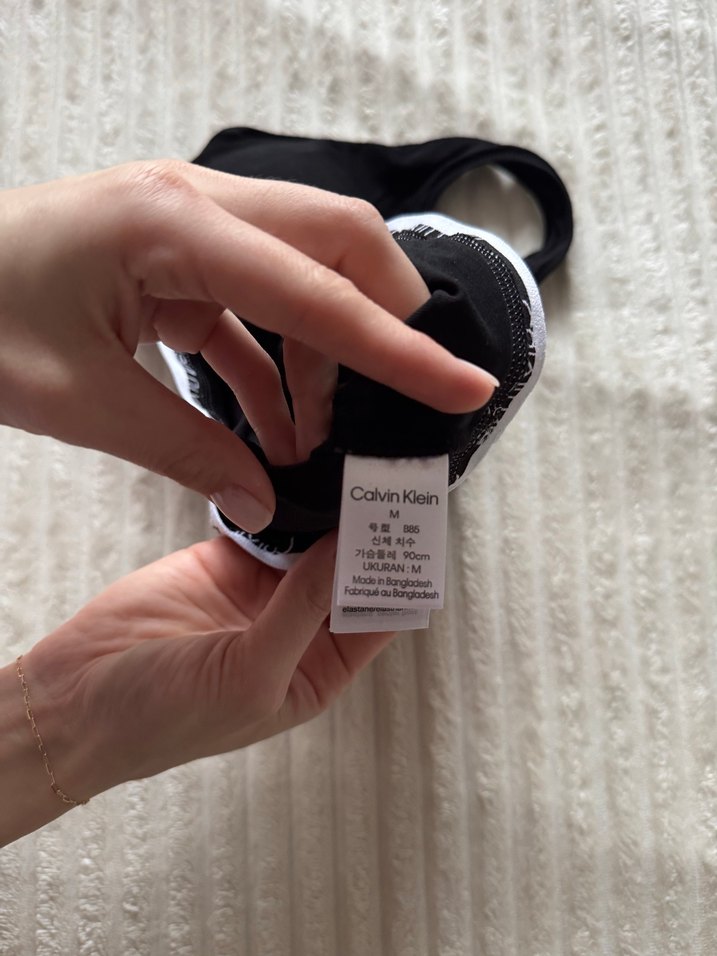 Calvin Klein Siyah ve Gri Spor Sütyeni - Görsel 2