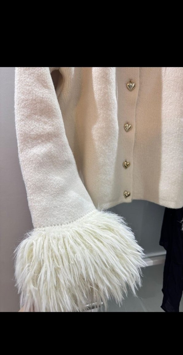 KADIN HIRKALI ETEKLİ TAKIM - Görsel 5