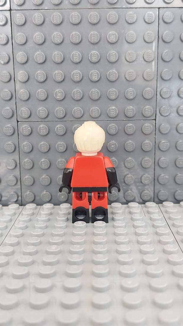 Lego Disney Mr. Incredible (71012) - Görsel 2