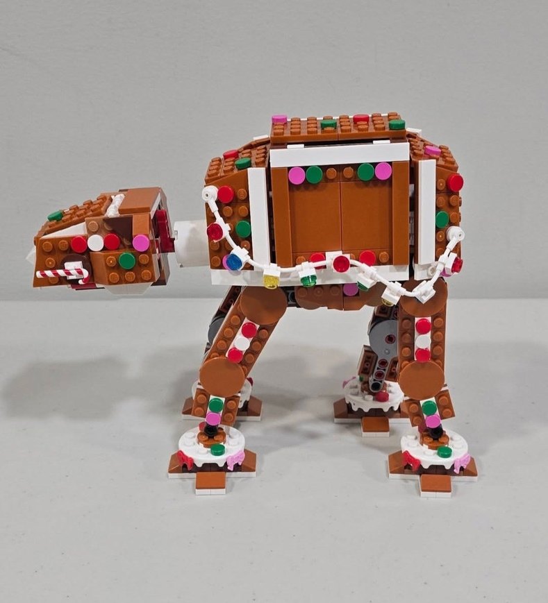 Lego Star Wars Gingerbread AT-AT (40806)/(Figürsüz) - Görsel 3