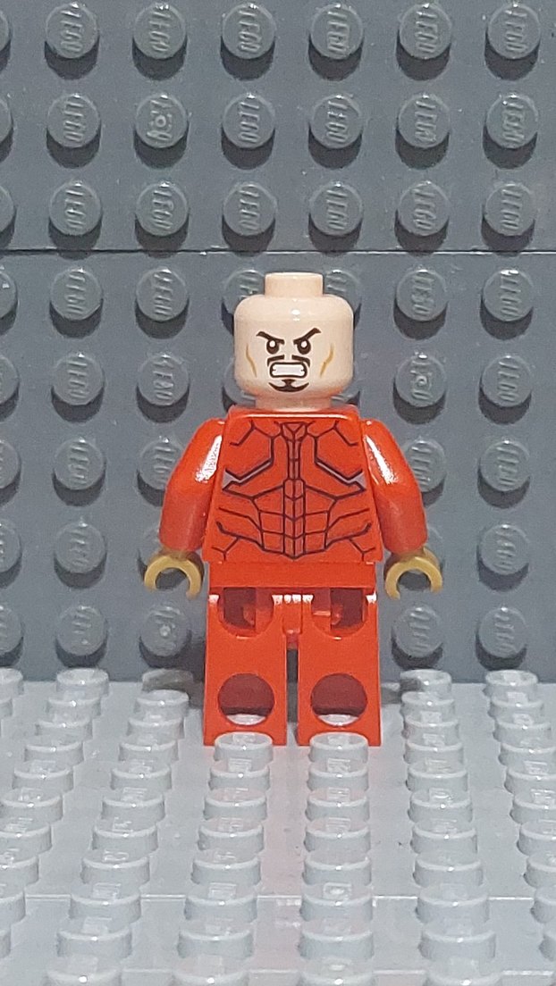 Lego Marvel Super Heroes Avengers. Invincible Iron Man (76077) - Görsel 4