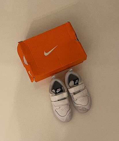 26 Beden NIKE ÇOCUK AYAKKABISI