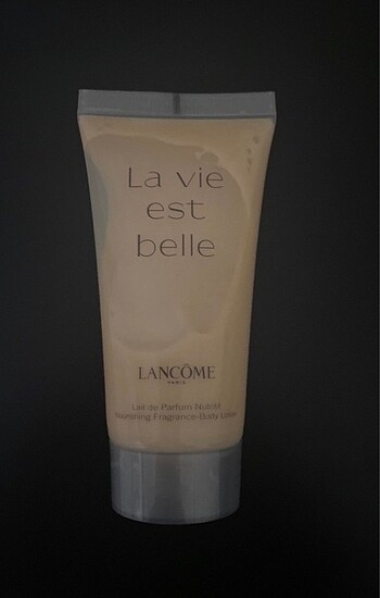 LANCOME La Vie Est Belle Vücut Losyonu