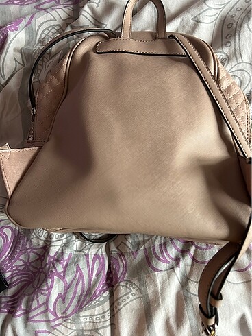 Guess sırt çantası - Görsel 3