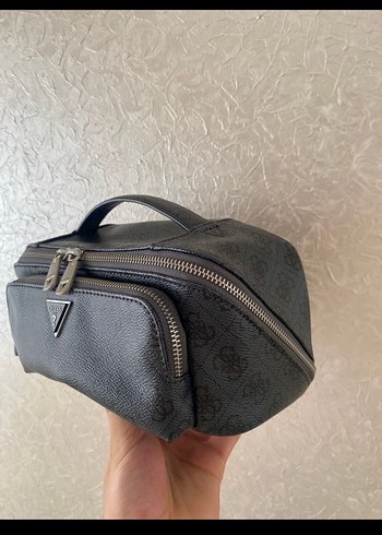 Guess washbag unisex - Görsel 2