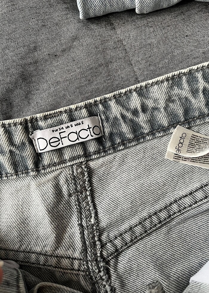 Yırtık jean - Görsel 3