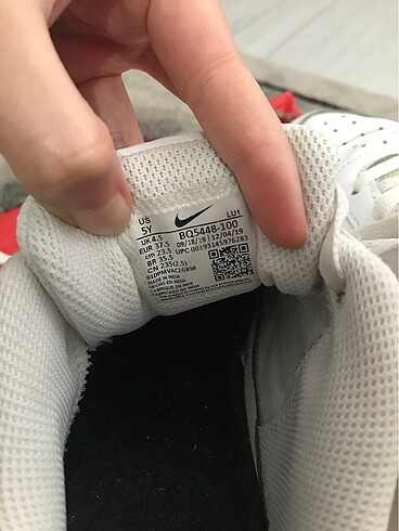 37,5 Beden Nike Orjinal Spor Ayakkabı