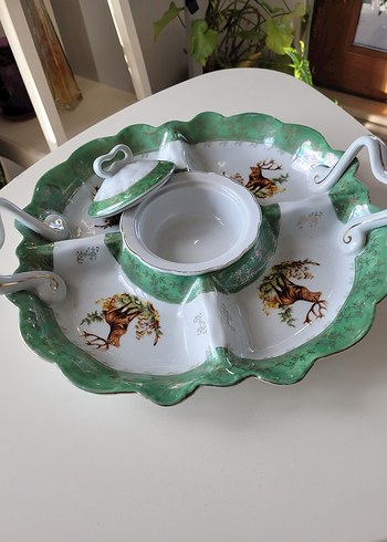 Çekoslovak yeşil Geyik Desenli Parlak Bölmeli Servis Tabağı - Görsel 3