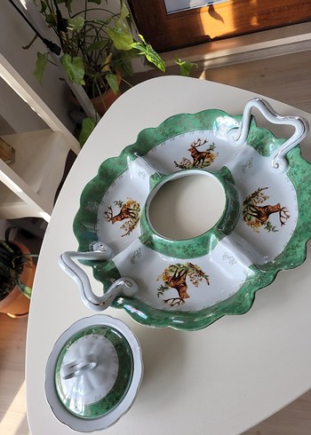 Çekoslovak yeşil Geyik Desenli Parlak Bölmeli Servis Tabağı - Görsel 2