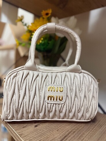 Miu çanta