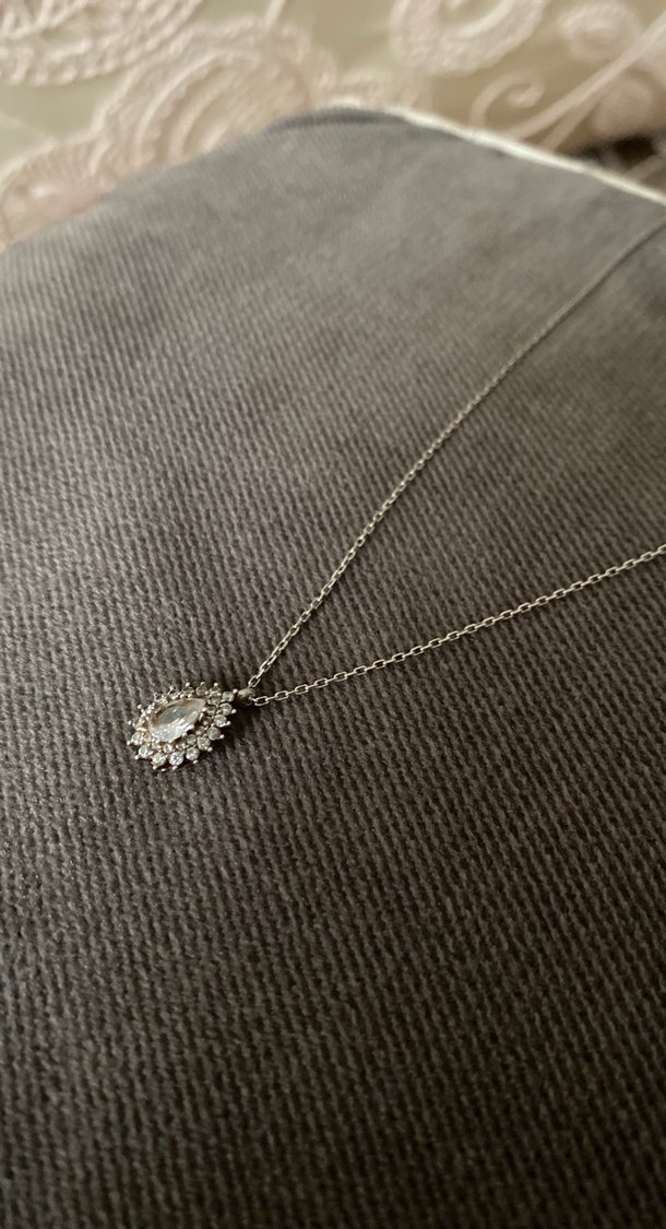 Gümüş 925 ayar damla kolye pazarlık payı var - Görsel 2