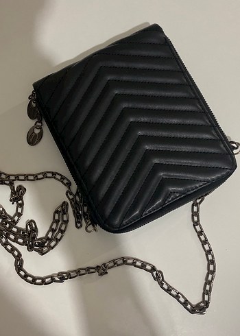 Zincir Detaylı Siyah Deri Çizgili Kadın Çanta - Görsel 5