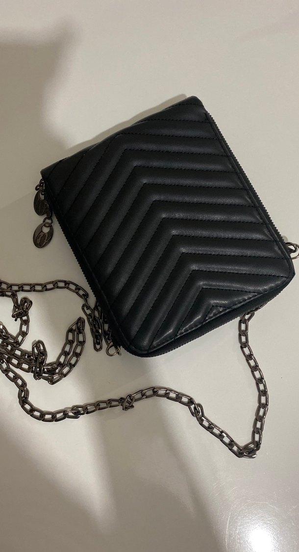 Zincir Detaylı Siyah Deri Çizgili Kadın Çanta - Görsel 5