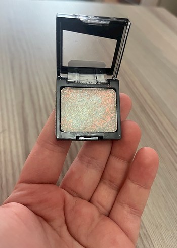 wet n wild glitter tekli göz farı - Görsel 4