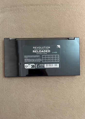 Revolution Reloaded Palette Far Paleti - Görsel 2