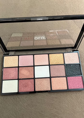 Revolution Reloaded Palette Far Paleti - Görsel 3