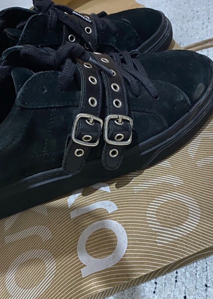 Siyah süet Neslihan Canpolat - Görsel 2