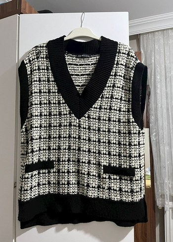 Kadın V Yaka Ekose Desenli Triko Süveter - Görsel 2