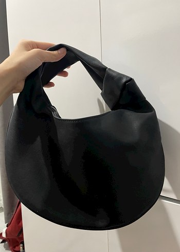 Siyah Deri Minimalist Kadın Çanta