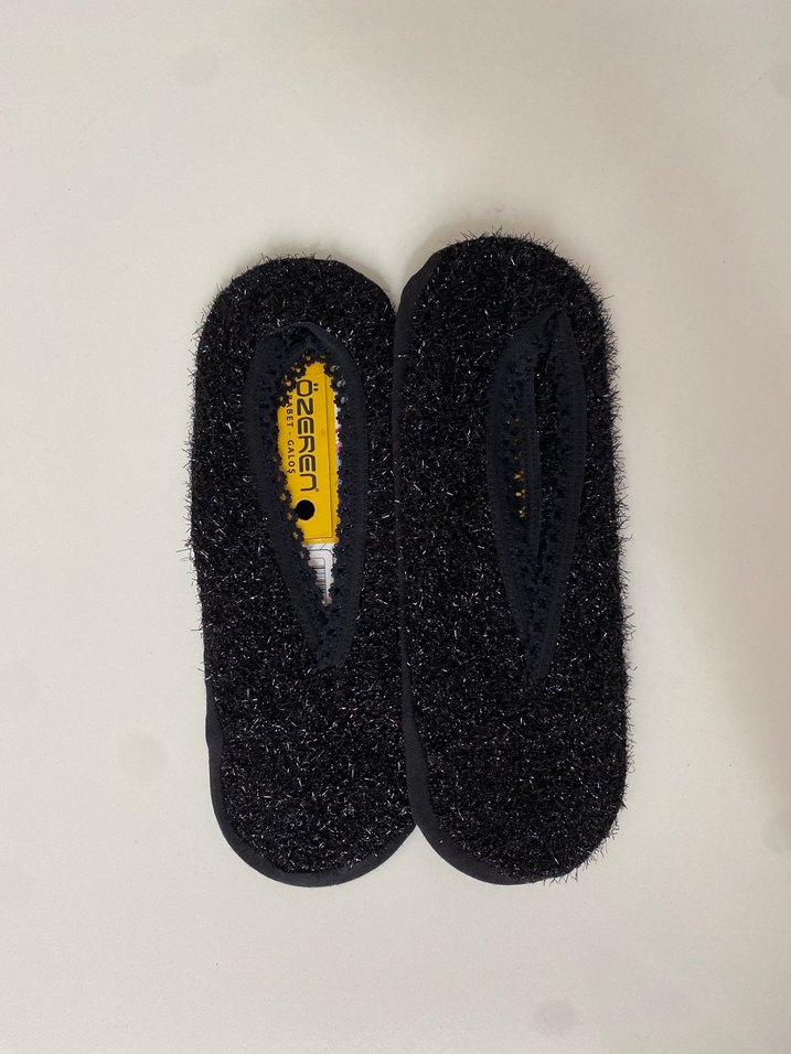 Siyah Simli Patik Çorap - Görsel 3