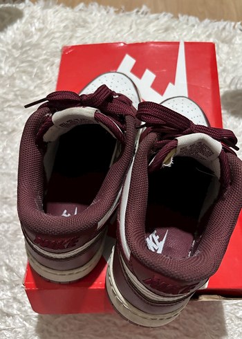 Orijinal Bordo Nike Dunk Spor Ayakkabı - Görsel 3