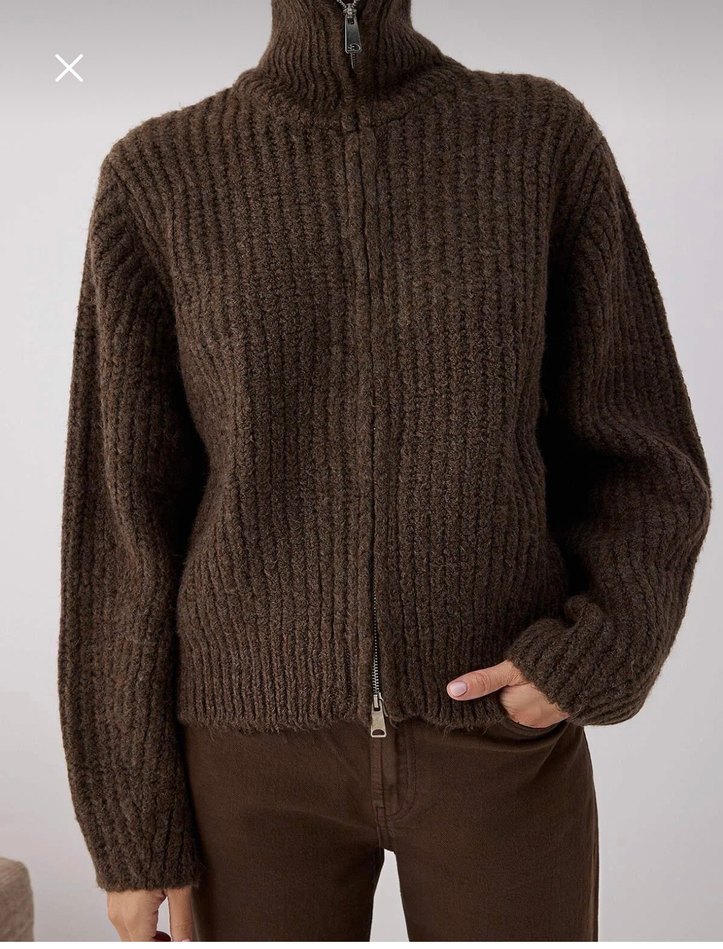 Kahverengi Yüksek Yaka Örgü Kadın Kazak - Görsel 2