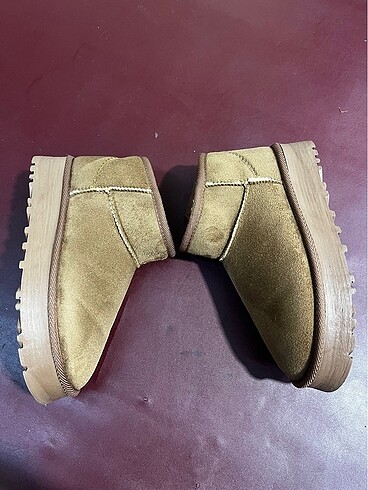 38 Beden UGG İÇİ TÜYLÜ MİNİ BOY BOT