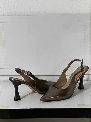 Zara PLATİN TARZ STİLETTO