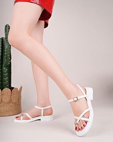 Zara BEYAZ SANDALET VİP