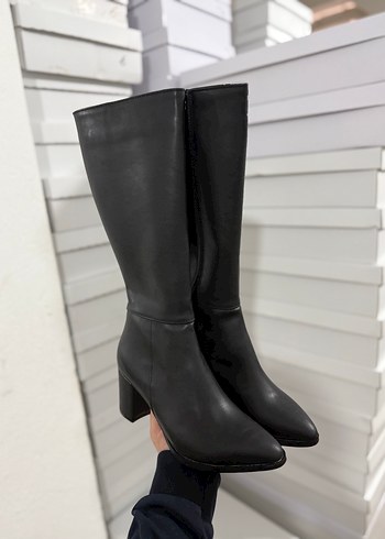 Zara 38